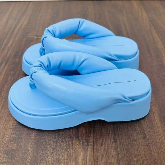 Ganni Leather Platform Thong Sandals - Picture 8 of 11